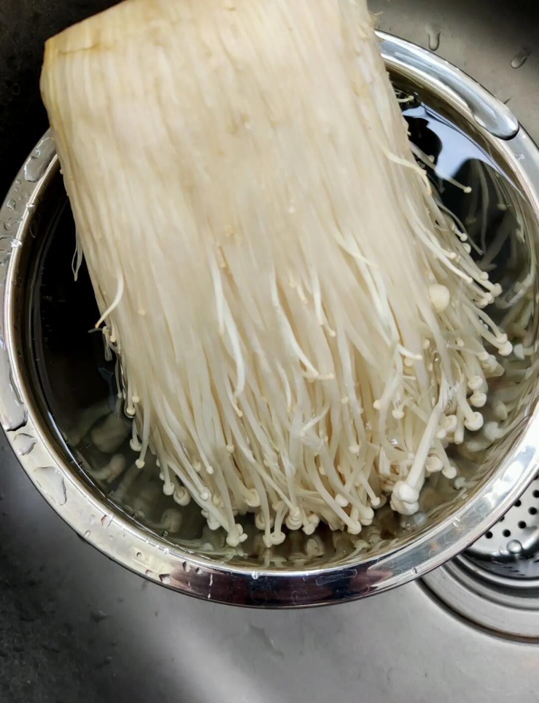 锡纸金针菇的做法